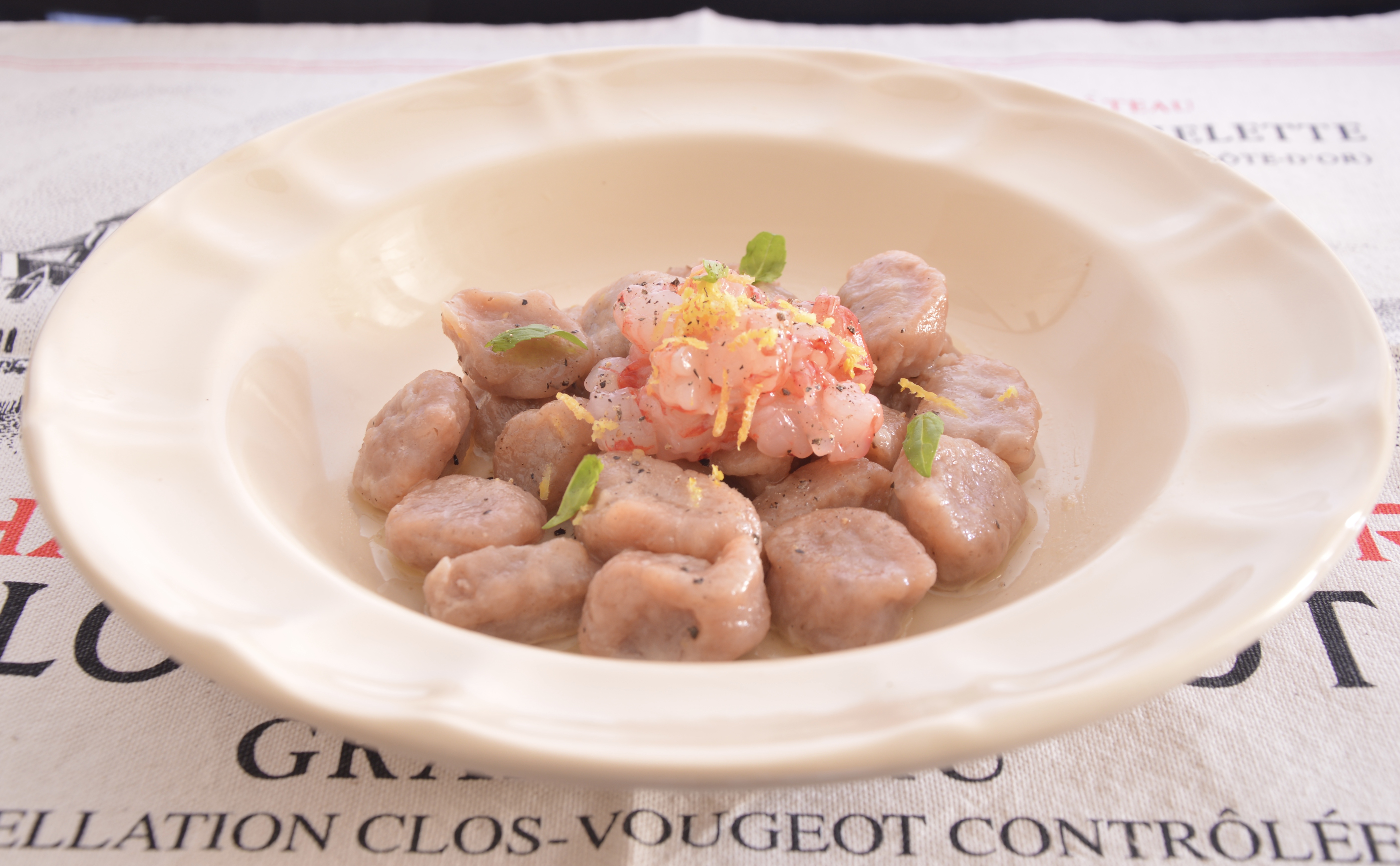 gnocchi-rapa-rossa-tartare-gamberi