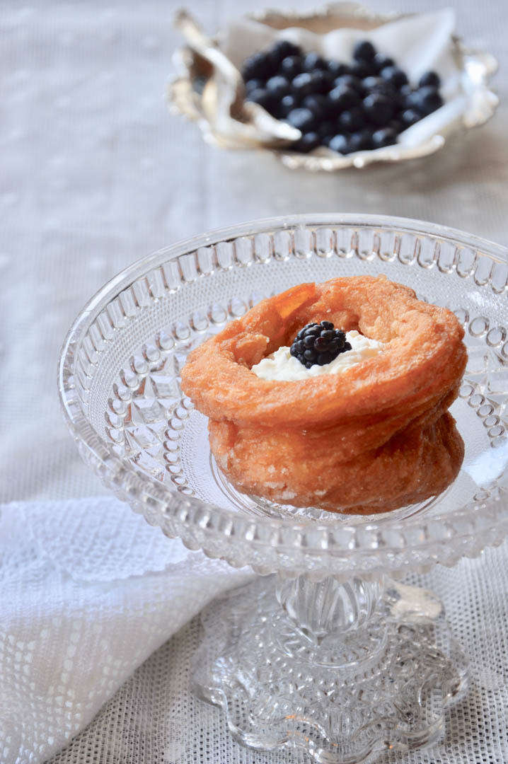 Choux-fritto-con-ripieno-di-panna-2