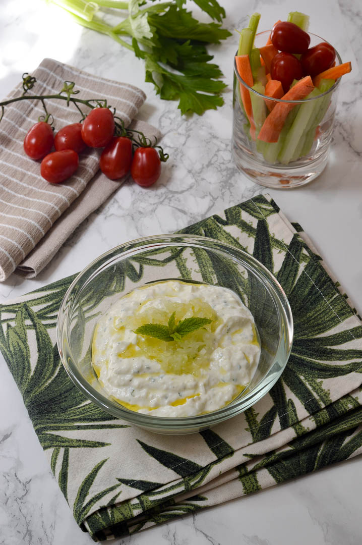 salsa-tzatziki