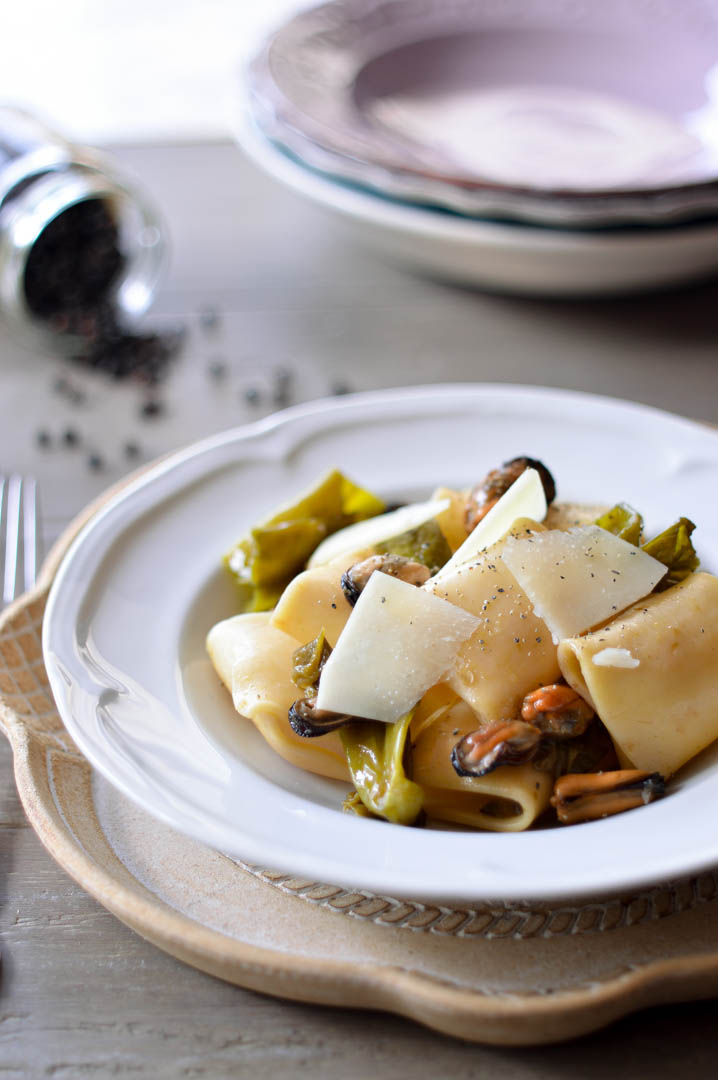 paccheri-cozze-pecorino-peperoncini-verdi