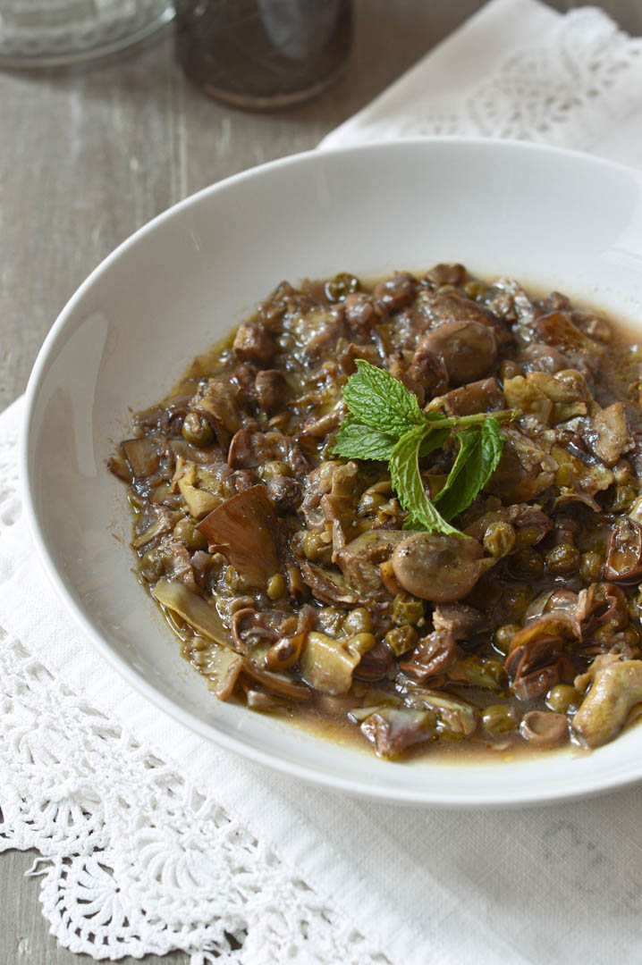 vignarola-frittedda-piselli-fave-carciofi-pasta